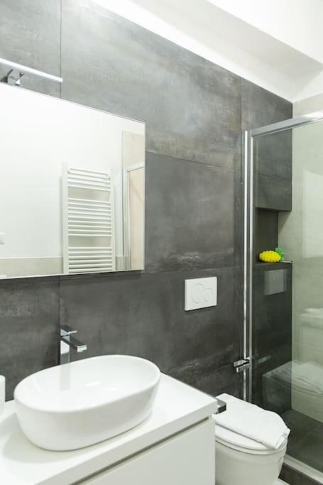 Modern Apartment Near Ponte Vecchio. Флоренция Екстериор снимка